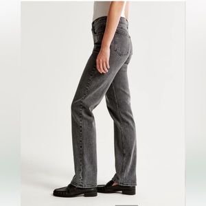 Abercrombie Mid Rise 90s Straight Jean grey